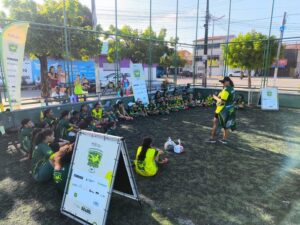 Alunas da Escolinha de Futebol de Caucaia (CE) celebraram, se divertiram e aprenderam bastante durante o mês de outubro | Foto: Divulgação